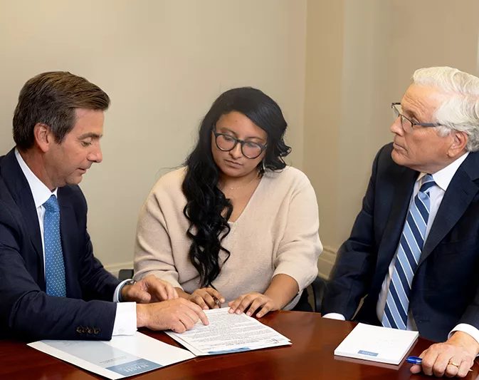 Chicago woman meets with local SSDI lawyers Tom Nash and Lawrence Mabes